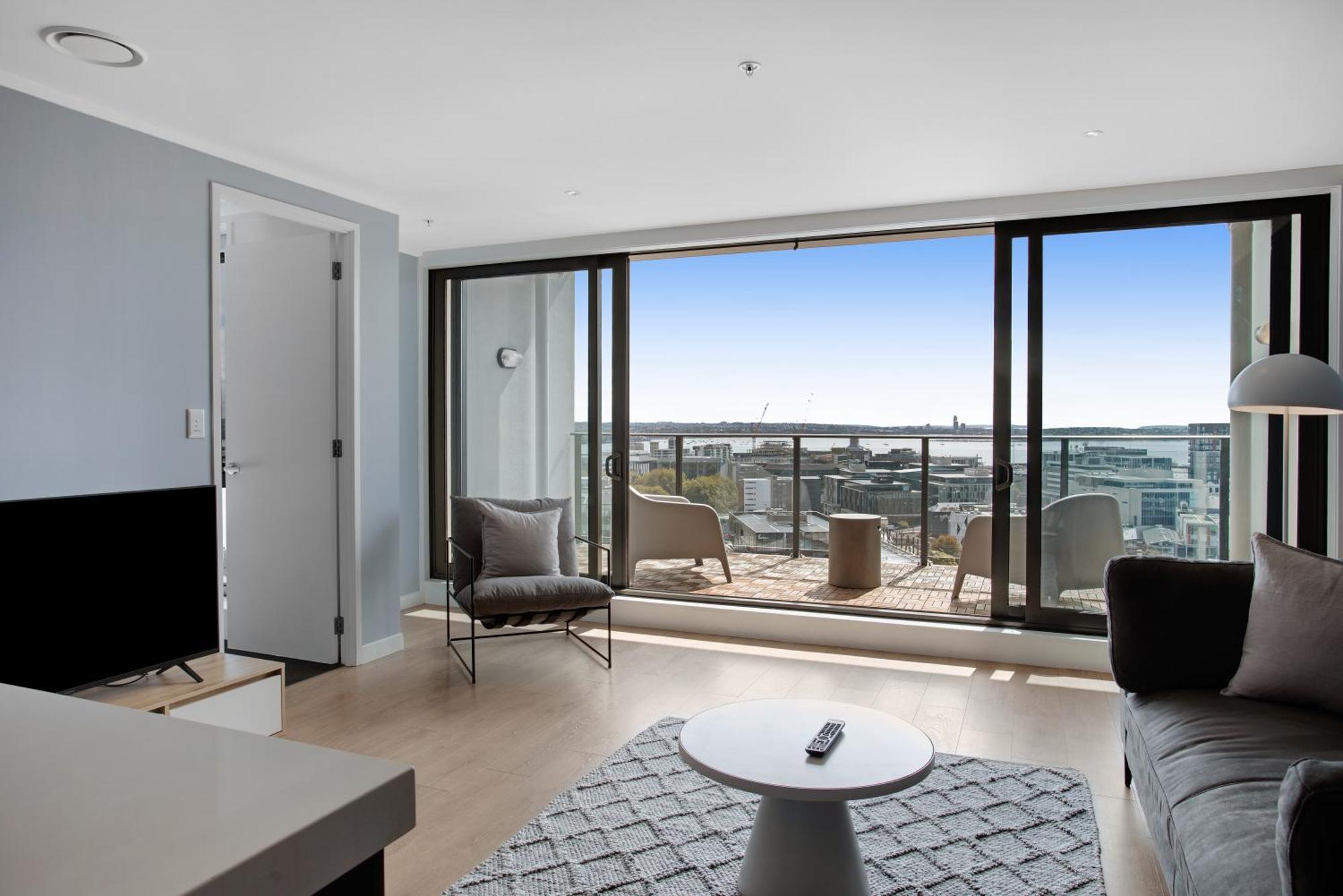 Skyline Serenade Apt With Skycity View And Parking Auckland Exterior photo